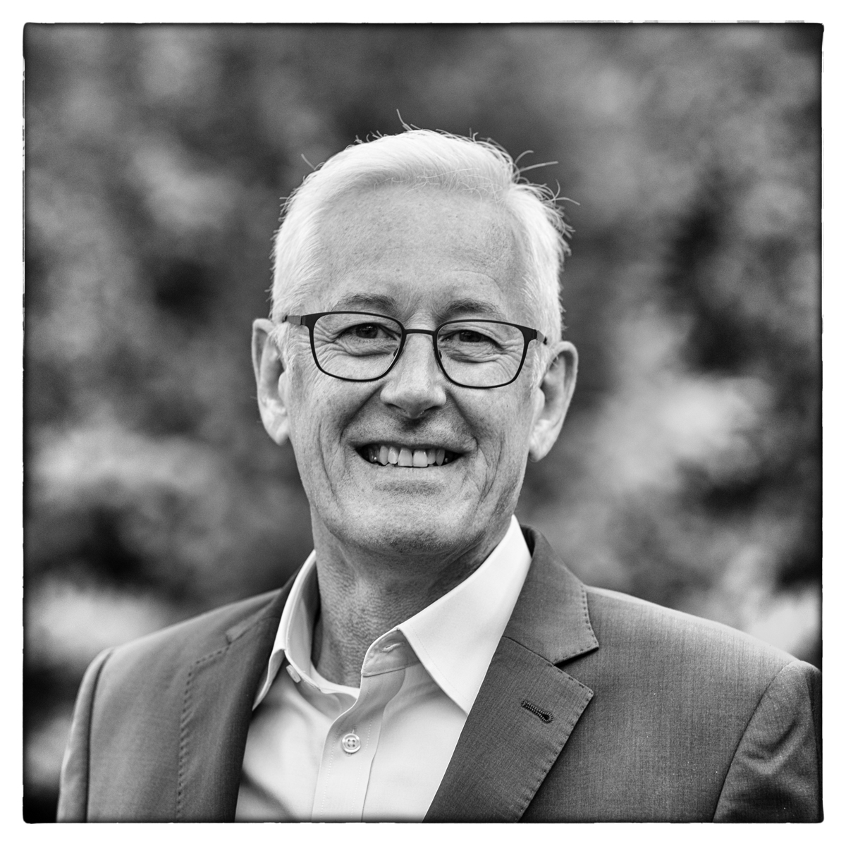 L1004255-Bearbeitet_Portrait_Hans-Werner